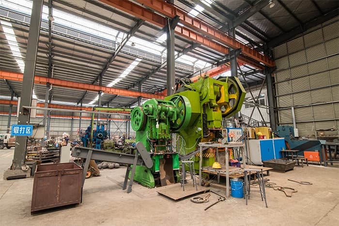 宝鸡仓库网架罩棚加工